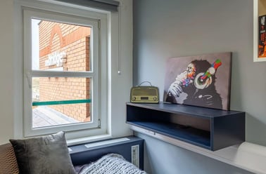 Bridge Street, City Centre, Guildford - Image 3